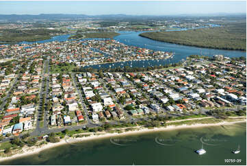 Aerial Photo Paradise Point QLD Aerial Photography