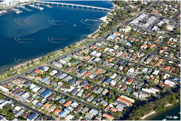 Aerial Photo Paradise Point QLD Aerial Photography