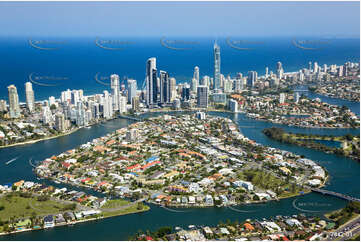 Aerial Photo Chevron & Cronin Island QLD Aerial Photography