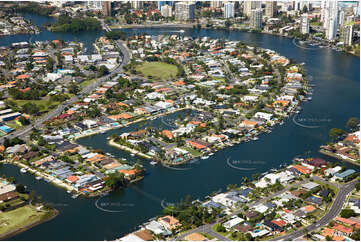 Aerial Photo Isle of Capri QLD Aerial Photography