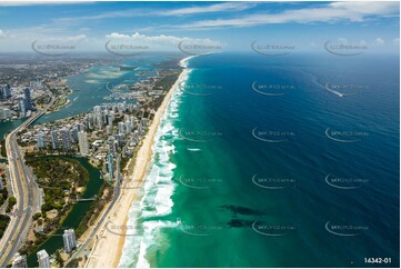 Aerial Photo Main Beach QLD Aerial Photography