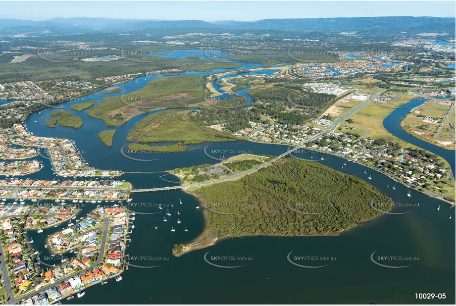 Aerial Photo Paradise Point QLD Aerial Photography