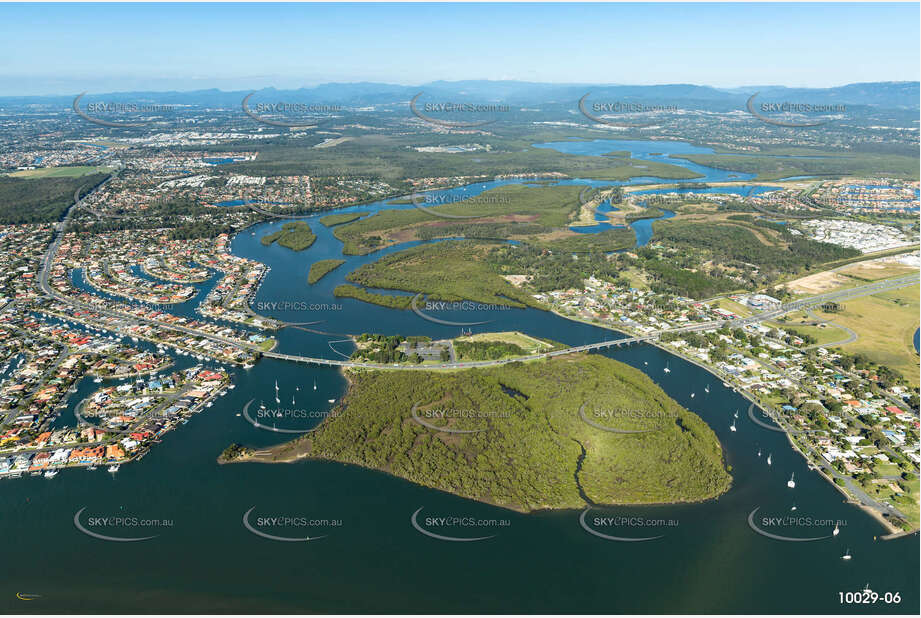 Aerial Photo Paradise Point QLD Aerial Photography