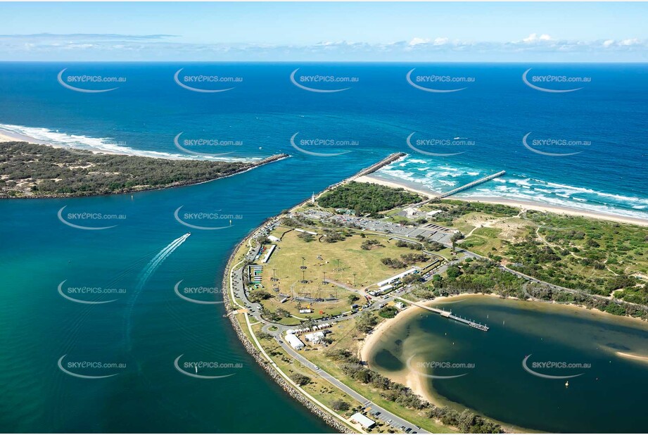 Aerial Photo Main Beach QLD Aerial Photography