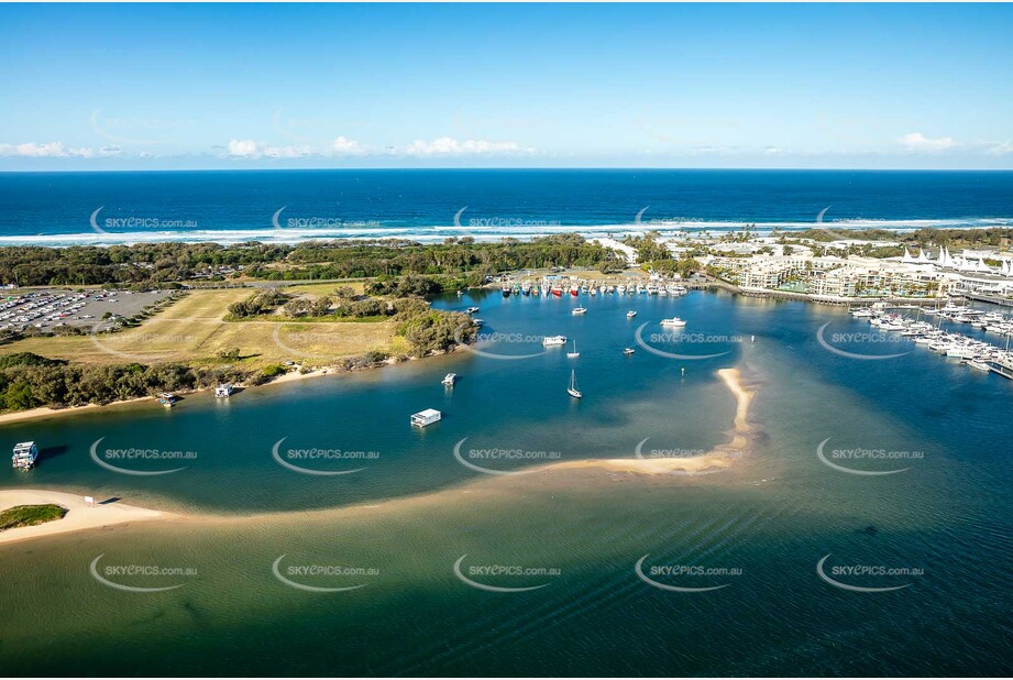 Aerial Photo Main Beach QLD Aerial Photography