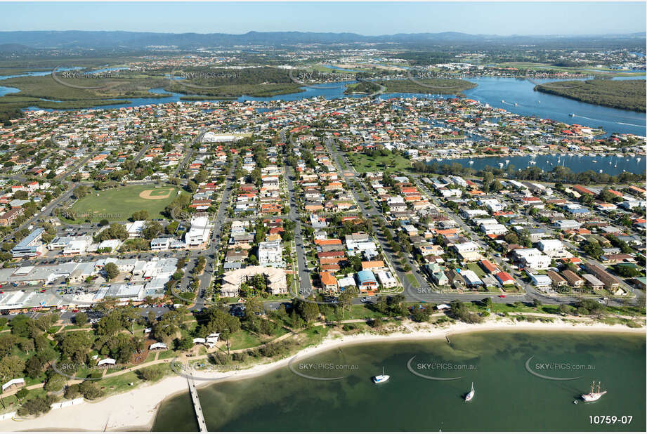 Aerial Photo Paradise Point QLD Aerial Photography