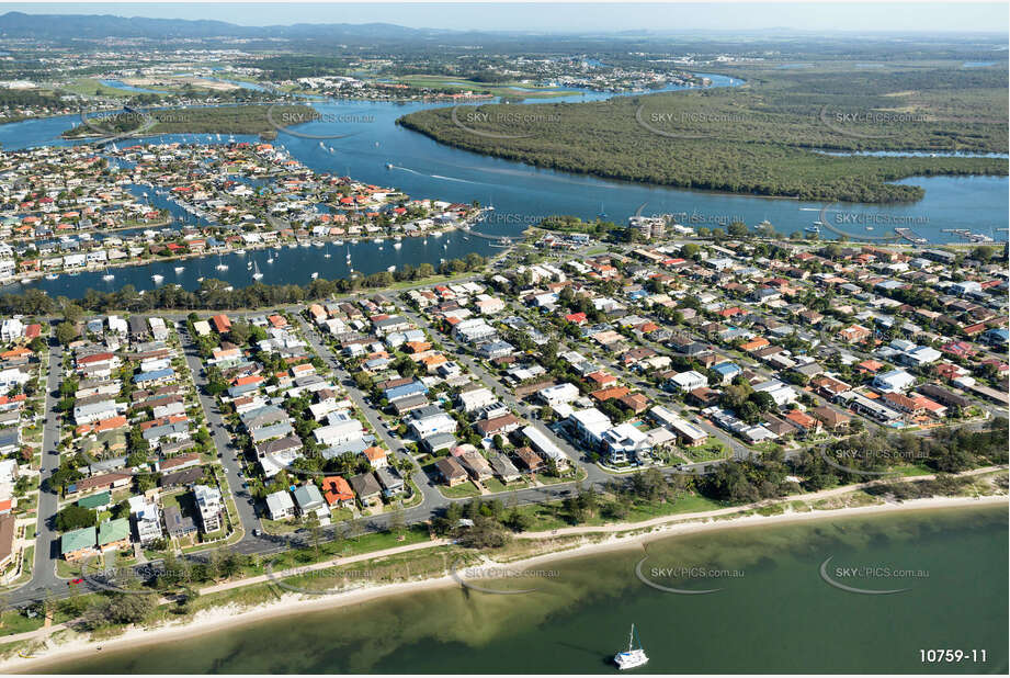 Aerial Photo Paradise Point QLD Aerial Photography