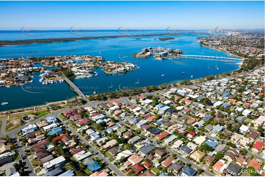 Aerial Photo Paradise Point QLD 4216 QLD Aerial Photography