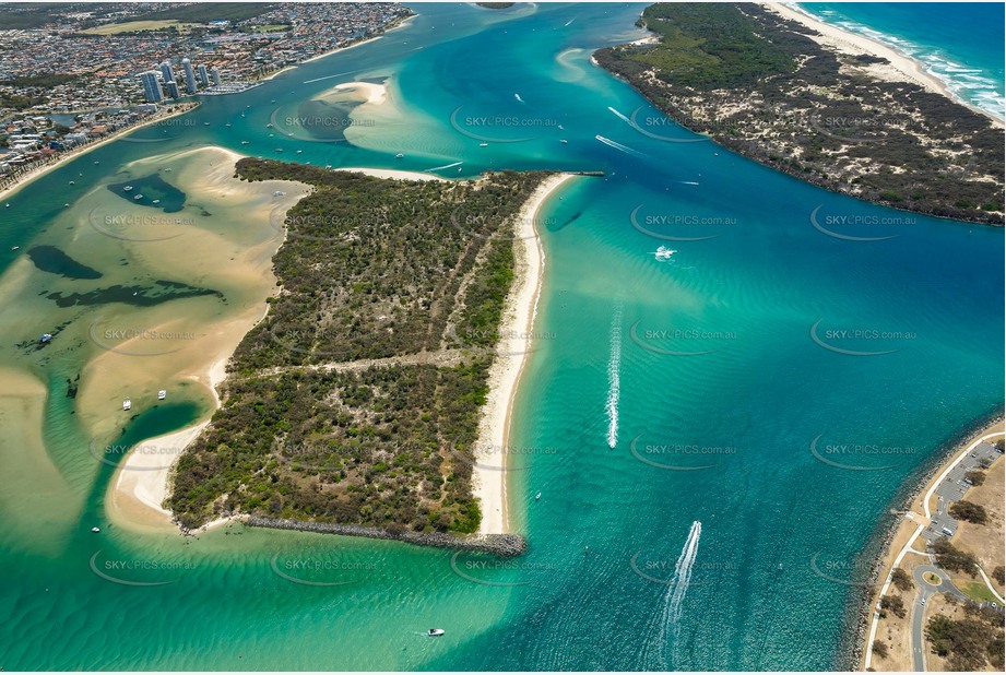 Aerial Photo Main Beach QLD Aerial Photography