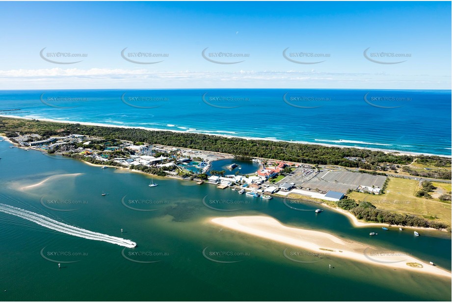 Aerial Photo Main Beach QLD Aerial Photography