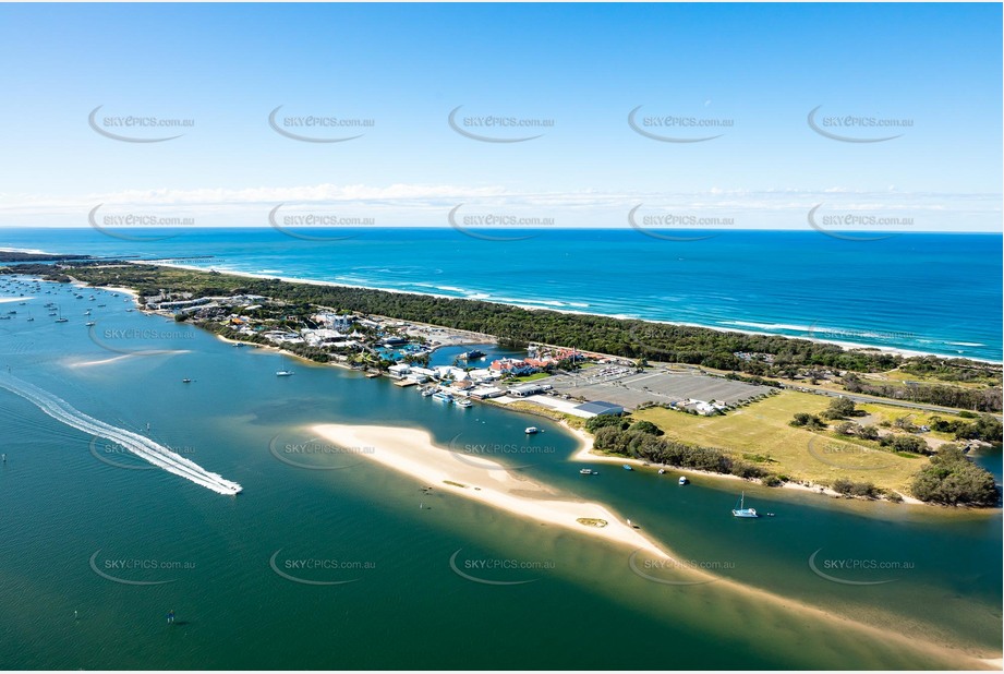 Aerial Photo Main Beach QLD Aerial Photography