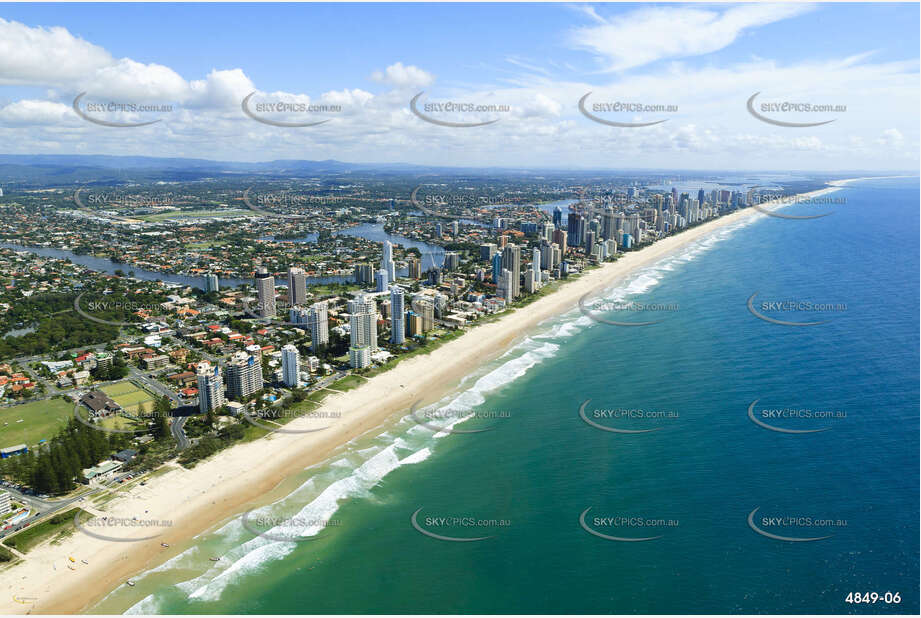 Aerial Photo Broadbeach QLD Aerial Photography