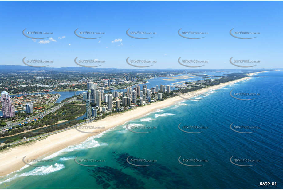 Aerial Photo Main Beach QLD Aerial Photography