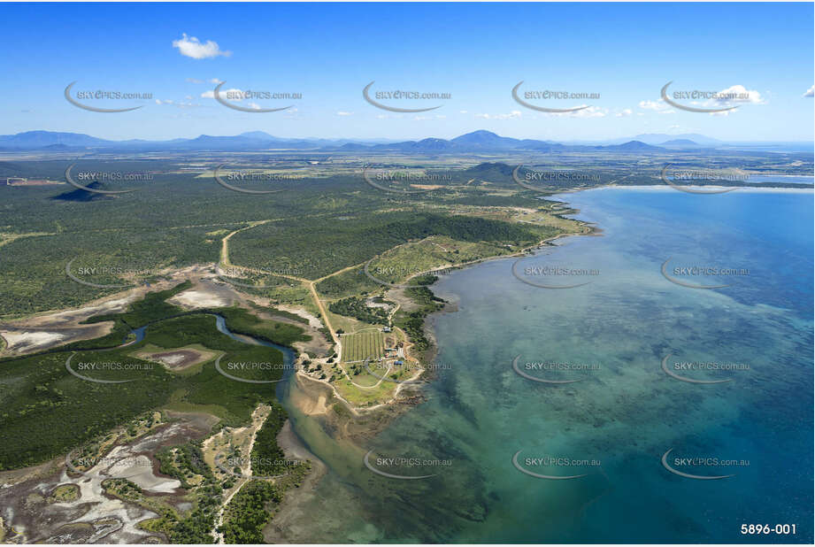 Aerial Photo Whitsunday Shores Aerial Photography