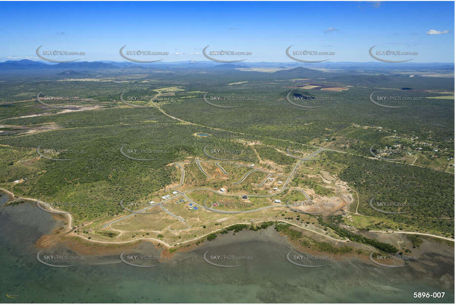 Aerial Photo Whitsunday Shores Aerial Photography