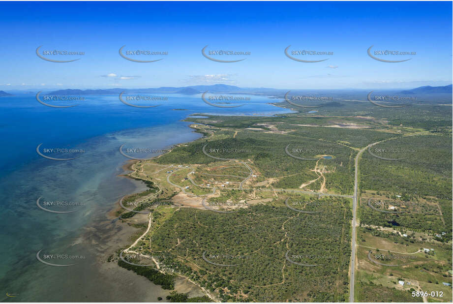 Aerial Photo Whitsunday Shores Aerial Photography