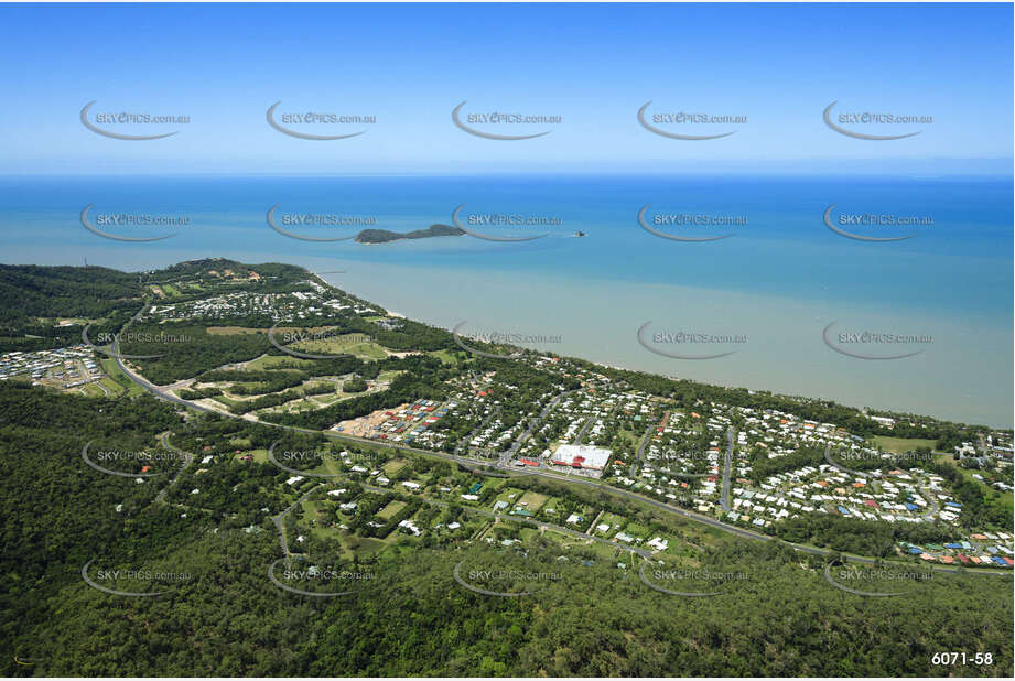 Aerial Photo Clifton Beach QLD Aerial Photography