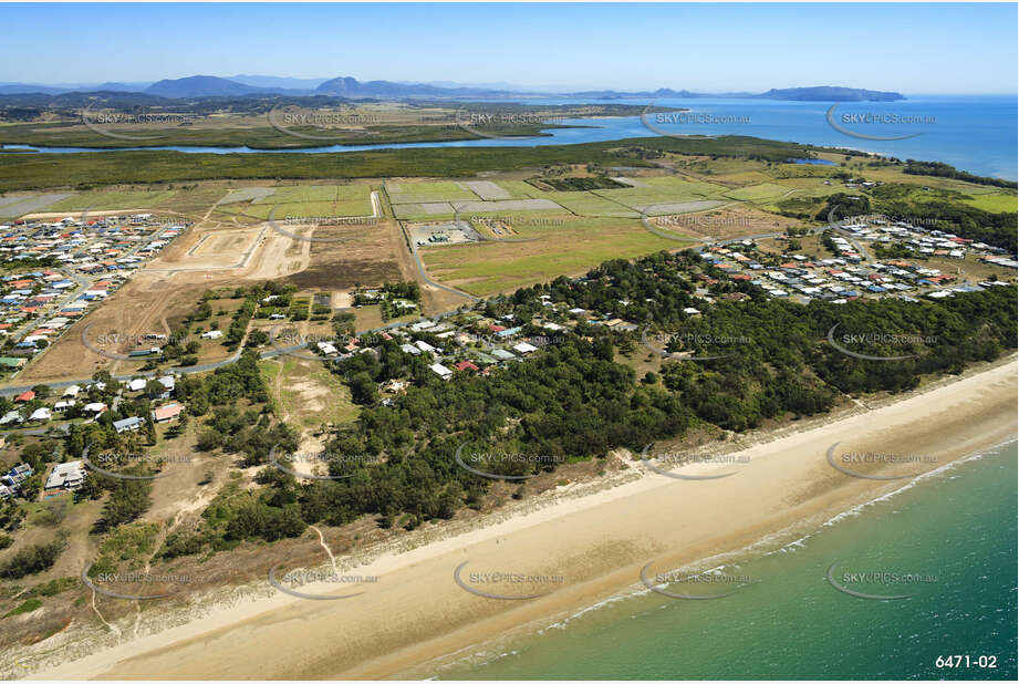 Aerial Photo Shoal Point QLD Aerial Photography