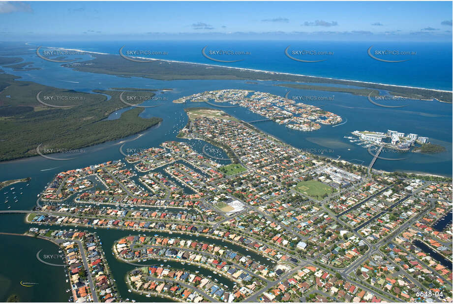 Aerial Photo Paradise Point QLD Aerial Photography