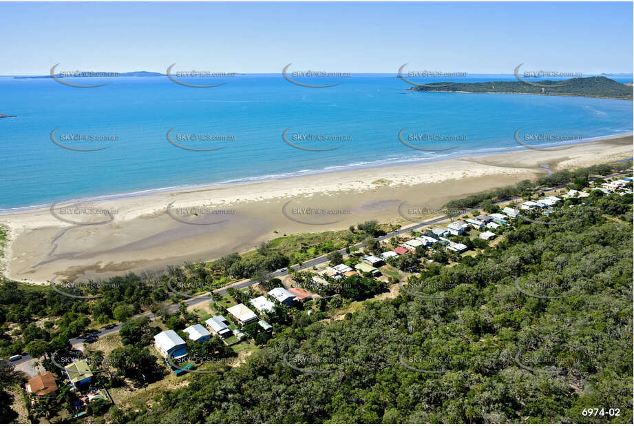 Aerial Photo Kinka Beach QLD Aerial Photography