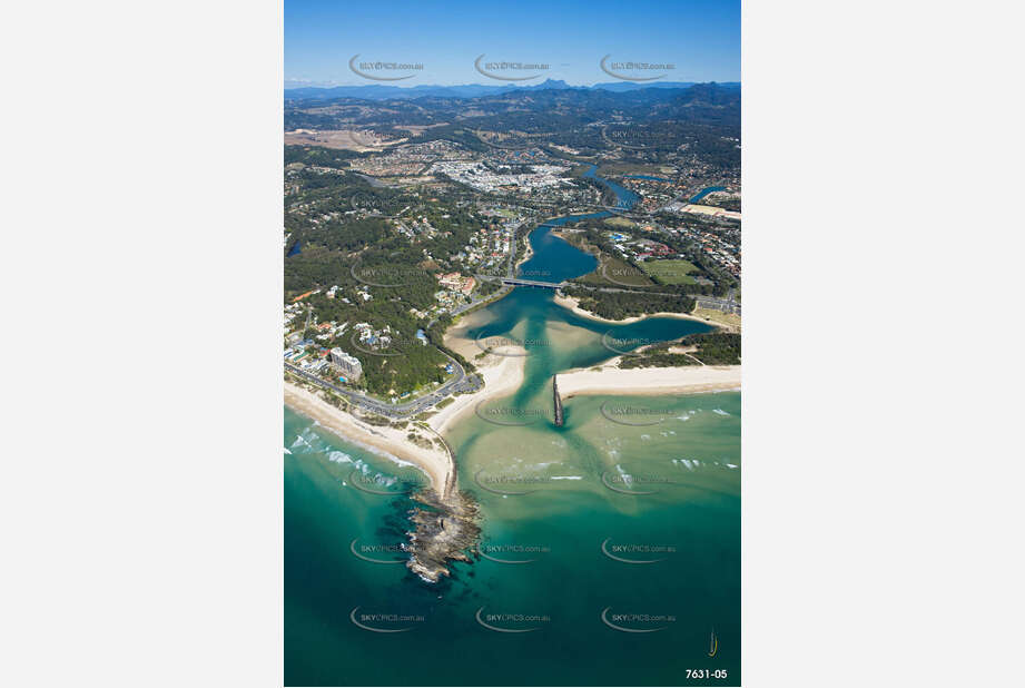 Aerial Photo Currumbin QLD Aerial Photography