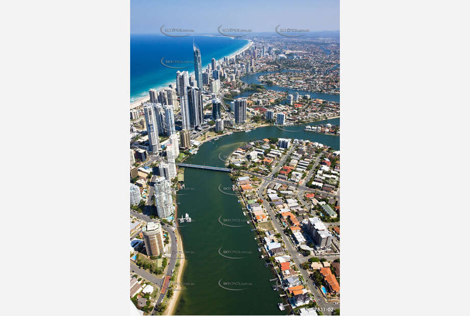 Aerial Photo Chevron & Cronin Island QLD Aerial Photography