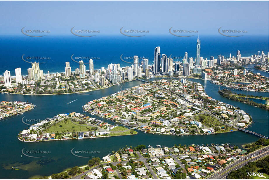 Aerial Photo Chevron & Cronin Island QLD Aerial Photography