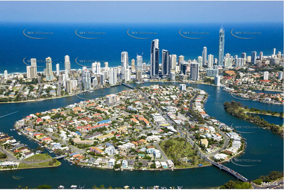 Aerial Photo Chevron & Cronin Island QLD Aerial Photography