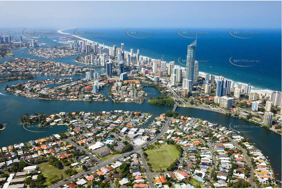 Aerial Photo Isle of Capri QLD Aerial Photography