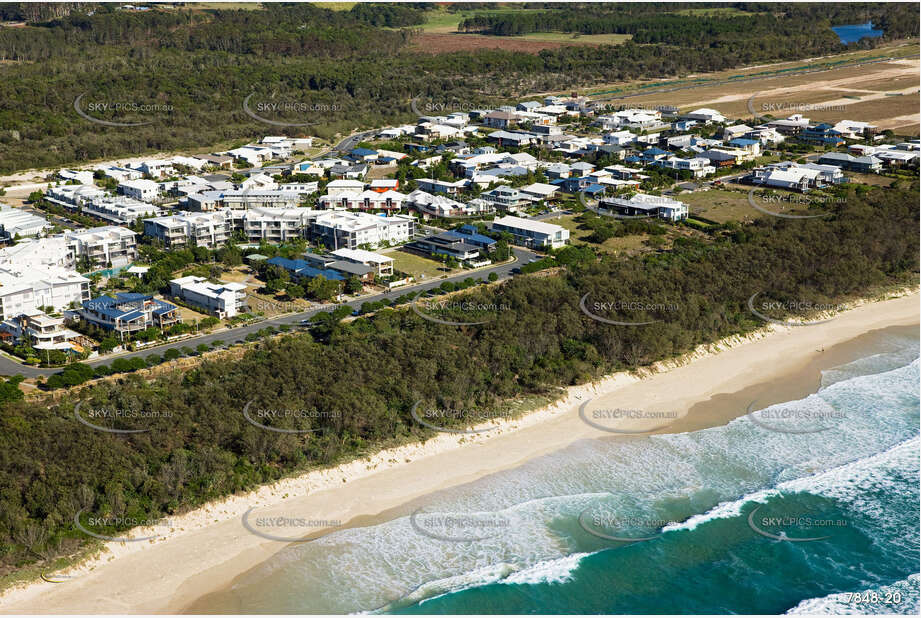 Aerial Photo Casuarina Beach NSW Aerial Photography