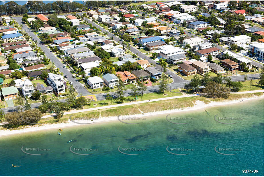 Aerial Photo Paradise Point QLD Aerial Photography