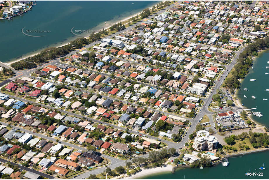 Aerial Photo Paradise Point QLD Aerial Photography