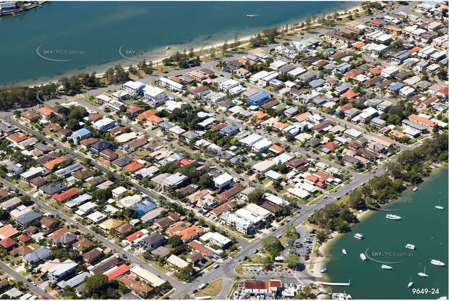 Aerial Photo Paradise Point QLD Aerial Photography