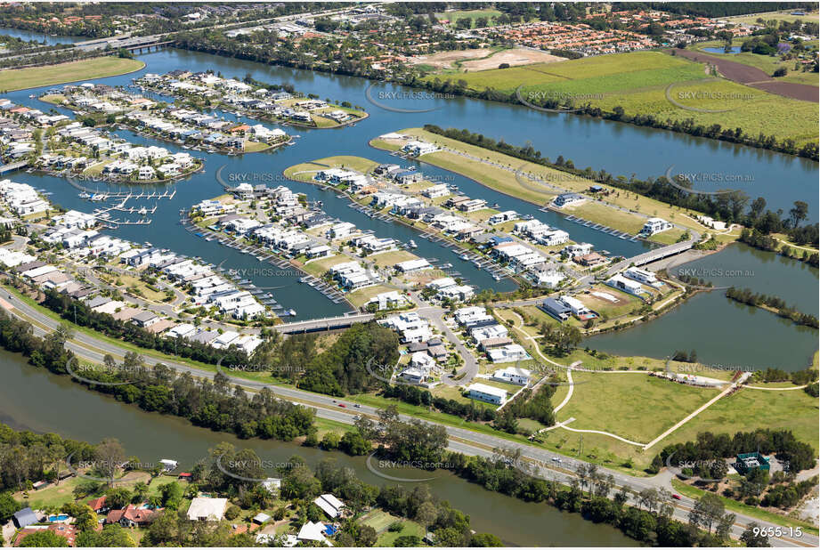 Aerial Photo River Links Helensvale QLD Aerial Photography