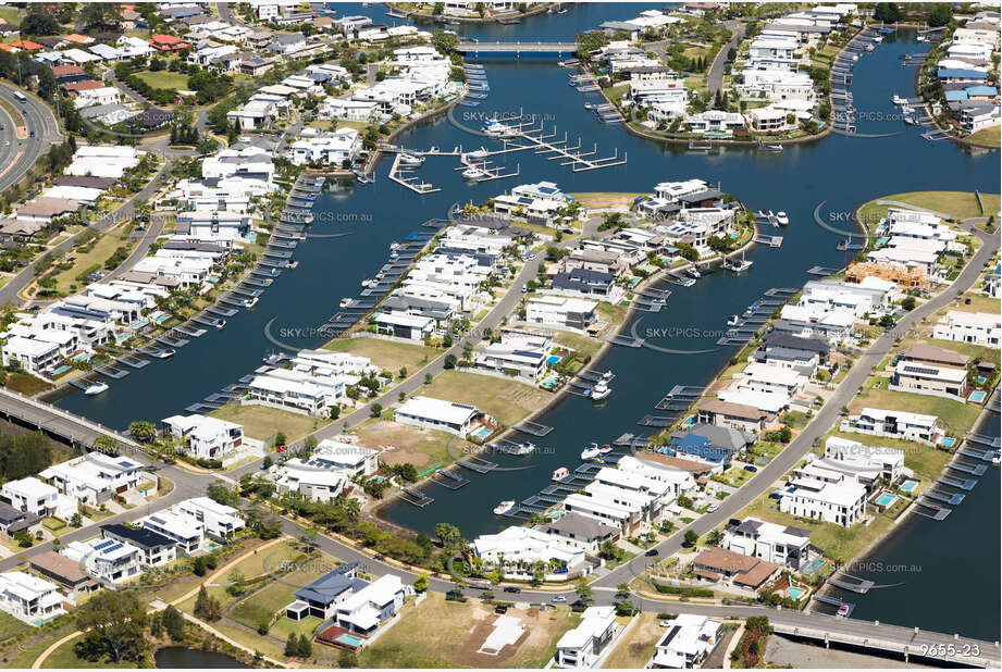 Aerial Photo River Links Helensvale QLD Aerial Photography